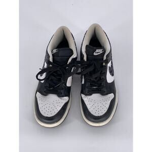 NIKE Women's Black-White Paisley Low Top Dunk Lace-Up Sneakers SZ 8